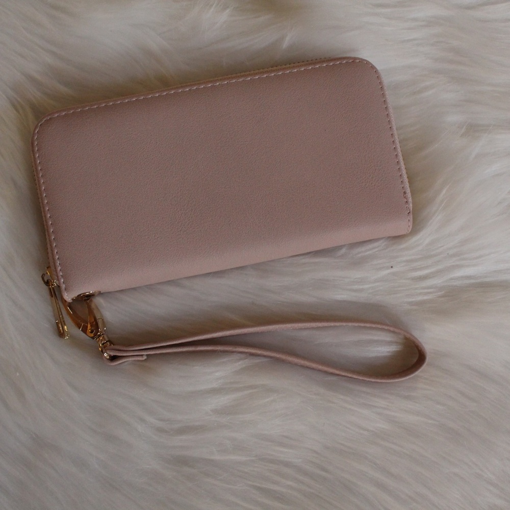 NO Name  cream/pink wristlet wallet zip closure top  NWOT